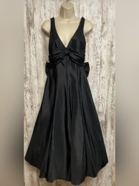 Betsy & Adam Black Fit & Flare Cocktail Dress with Oversized Back Bow Size 6